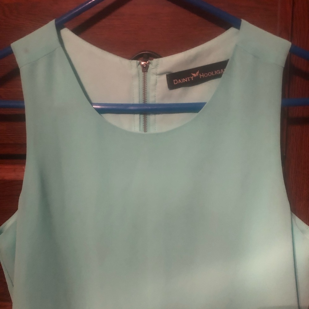 Dress - Picture 3 of 3